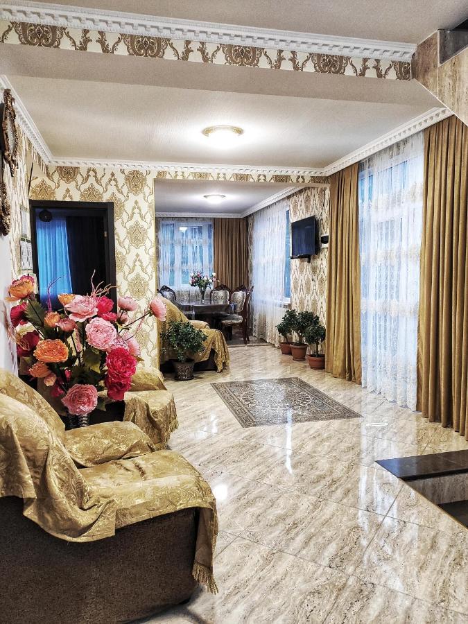 Sophia'S Guesthouse Kazbegi Kültér fotó