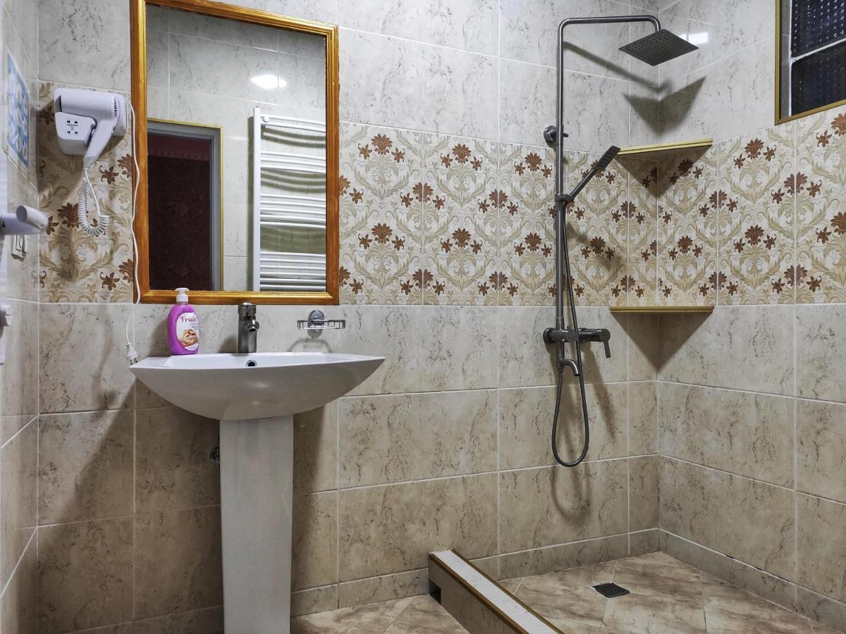 Sophia'S Guesthouse Kazbegi Kültér fotó